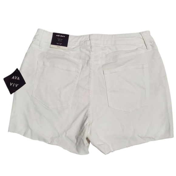 NWT Ava & Viv Women's Midi High Rise White Denim Shorts 16 - Picture 3 of 5